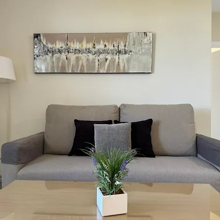 Macdonald Villacana * אסטפונה