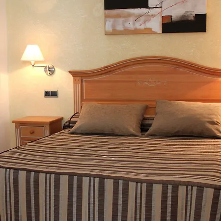 Macdonald Villacana *