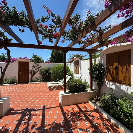 Macdonald Villacana Апартаменты