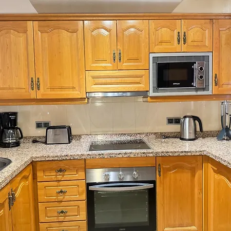 Macdonald Villacana Apartman Estepona