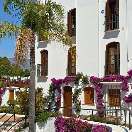 Macdonald Villacana Estepona