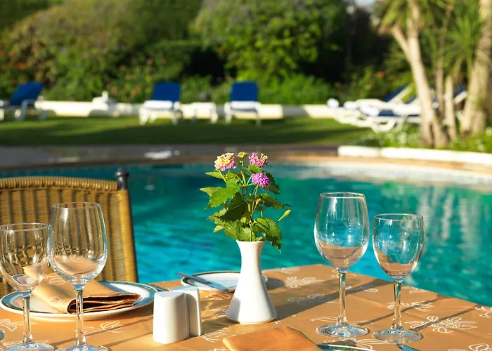 Macdonald Villacana *